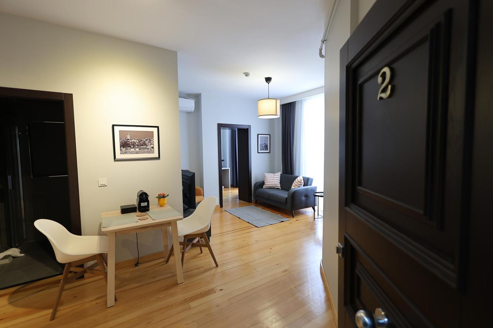 Istanbul Guesthouse ภายนอก รูปภาพ