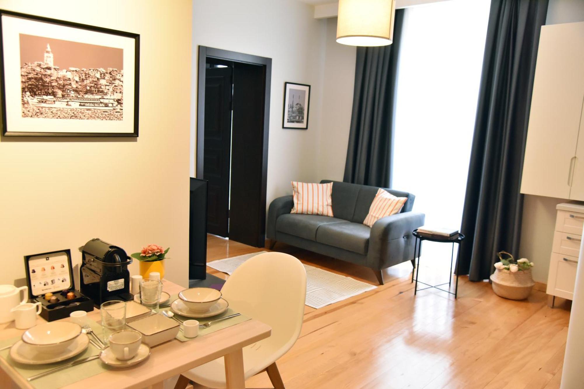 Istanbul Guesthouse ภายนอก รูปภาพ